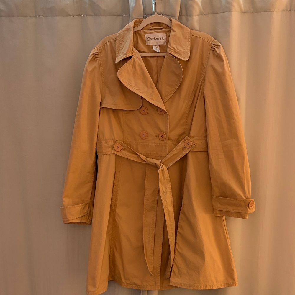 Vintage Chadwicks‎ Women's Camel Trench Coat, size 16